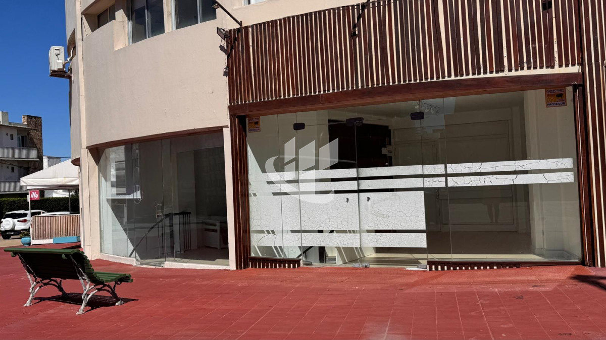 Local Comercial ID.1757 - Locales Comerciales en alquiler.