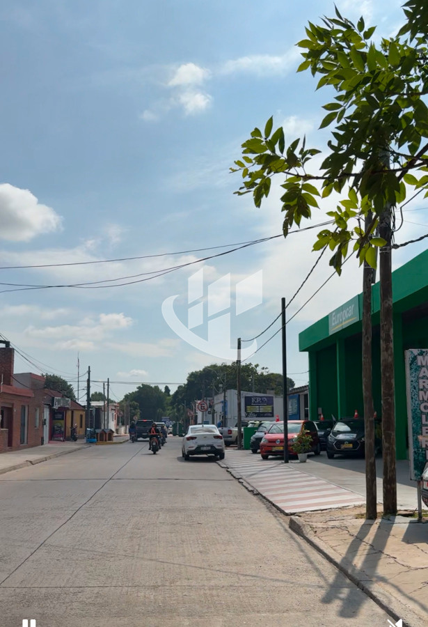 Local Comercial ID.1729 - Local con dos casas.