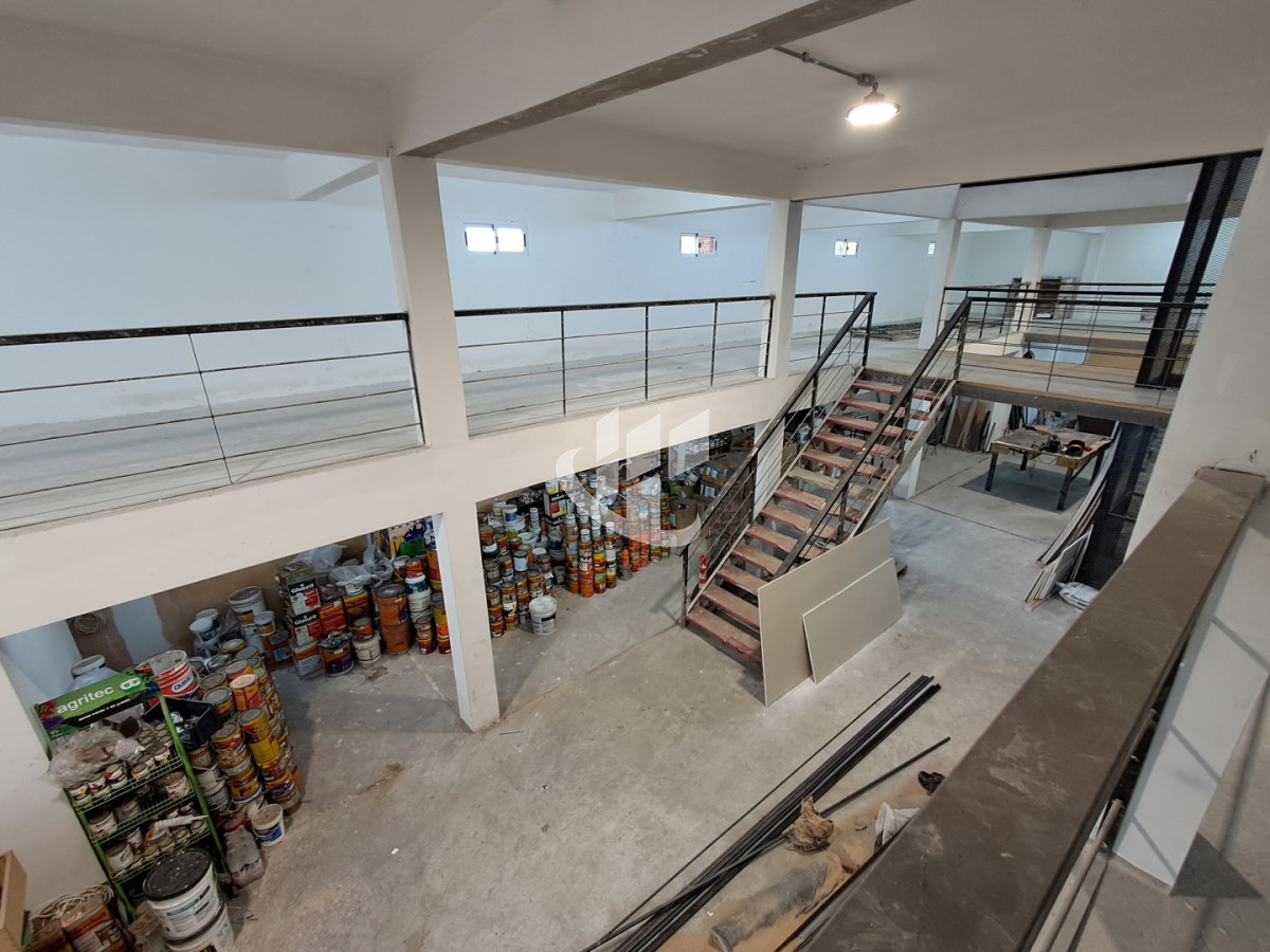 Local Comercial ID.2624 - MALDONADO CENTRO LOCAL COMERCIAL EN 3 PLANTAS 500 M2