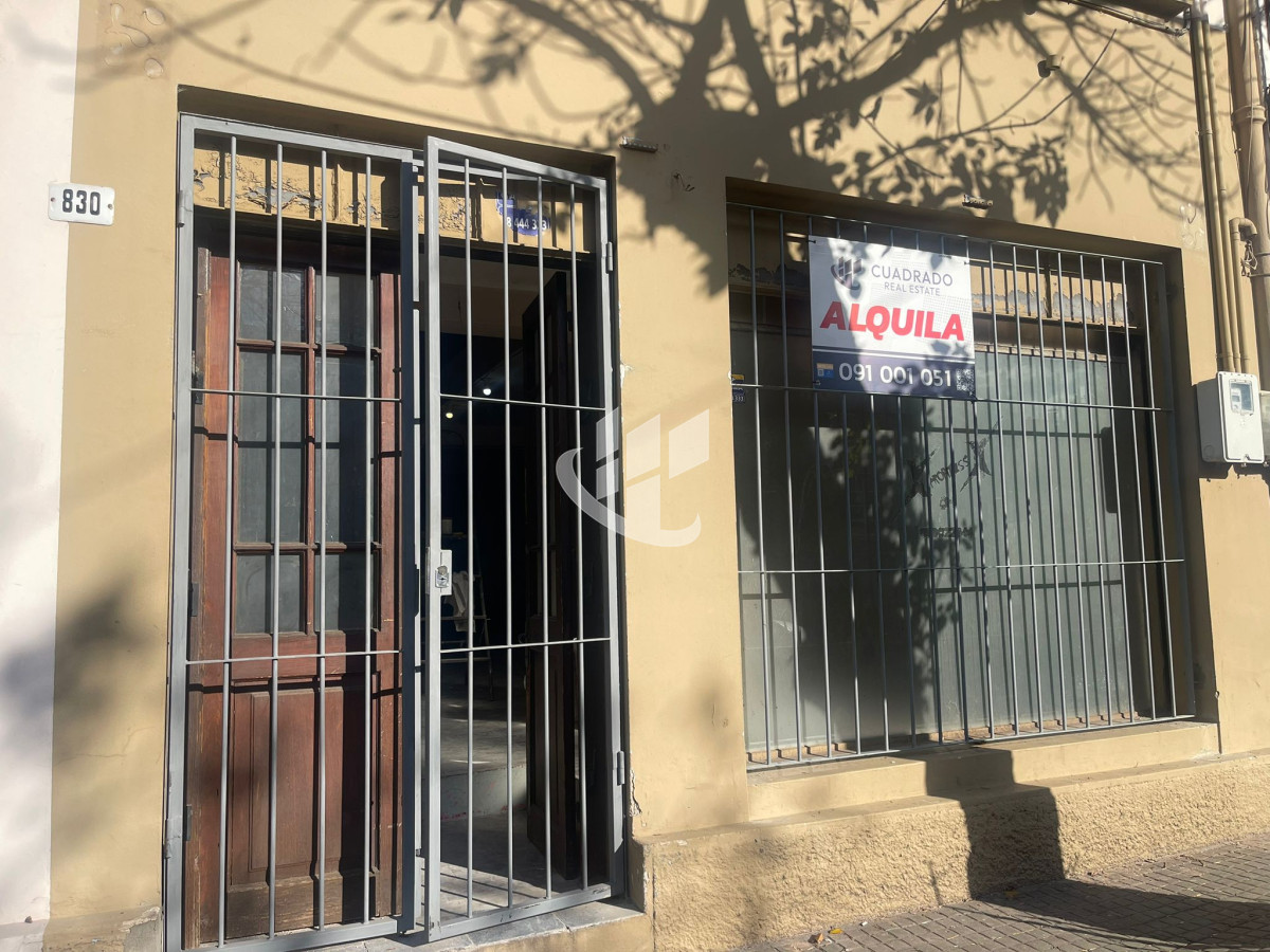 Local Comercial ID.1951 - LOCAL COMERCIAL EN MUY BUENA UBICACION