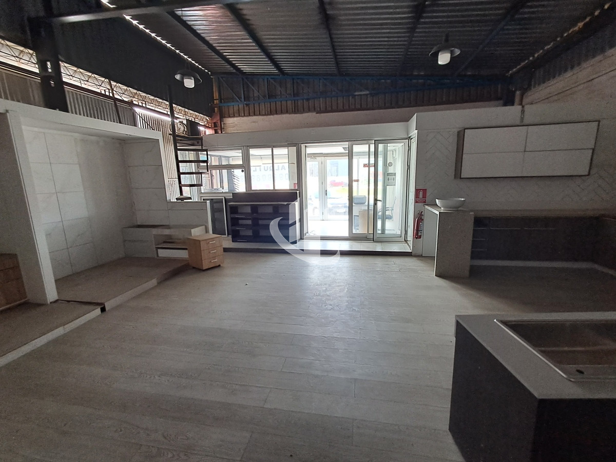 Local Comercial ID.1480 - LOCAL COMERCIAL SOBRE AVENIDA 240 M2 MALDONADO
