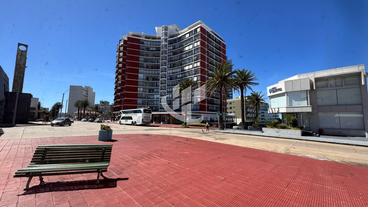 Local Comercial ID.1757 - Locales Comerciales en alquiler.