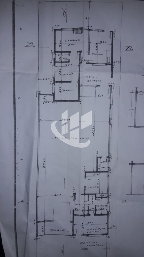 Local Comercial ID.1729 - Local con dos casas.