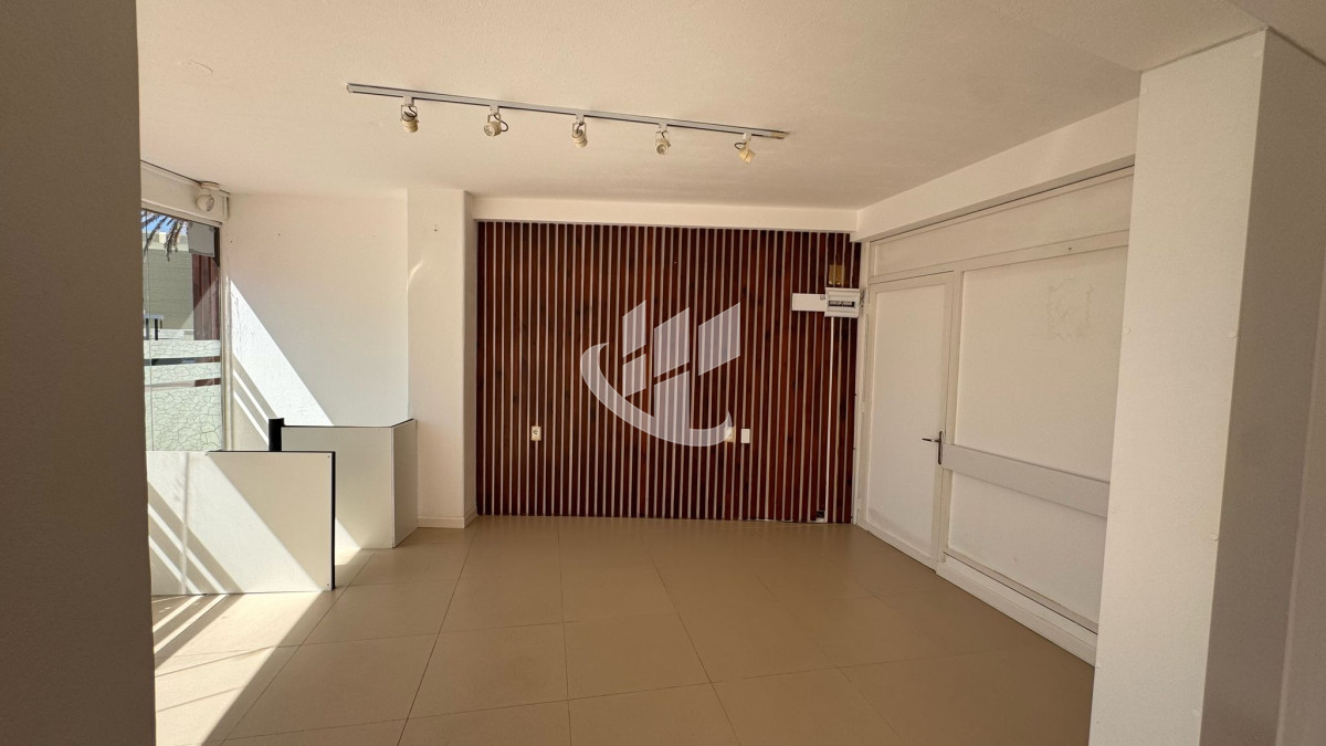 Local Comercial ID.1757 - Locales Comerciales en alquiler.