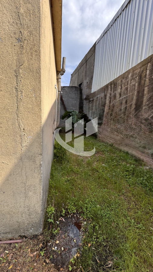 Local Comercial ID.1729 - Local con dos casas.