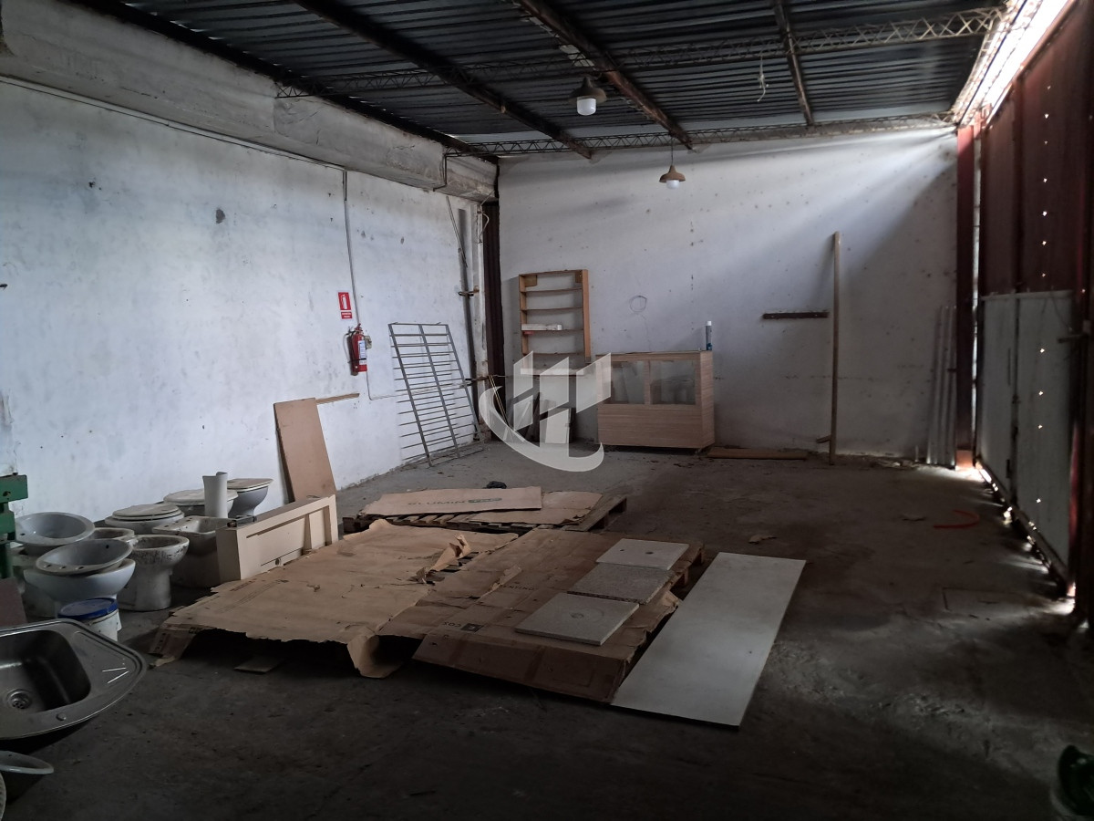 Local Comercial ID.1480 - LOCAL COMERCIAL SOBRE AVENIDA 240 M2 MALDONADO