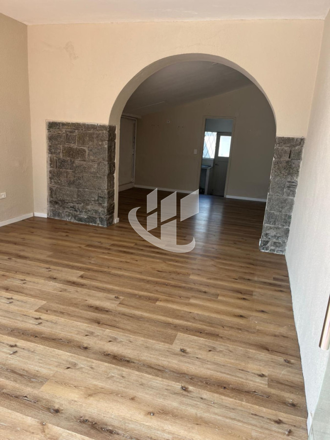 Local Comercial ID.2524 - PUNTA DEL ESTE PENINSULA LOCAL COMERCIAL EN ALQUILER