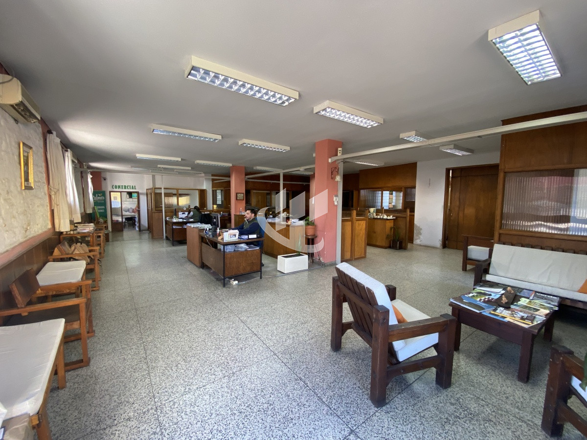 Local Comercial ID.53 - Local en Mercedes, Mercedes