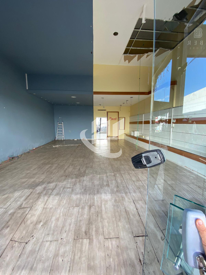 Local Comercial ID.161 - ¡¡LOCAL COMERCIAL CON EXCELENTE UBICACION!!