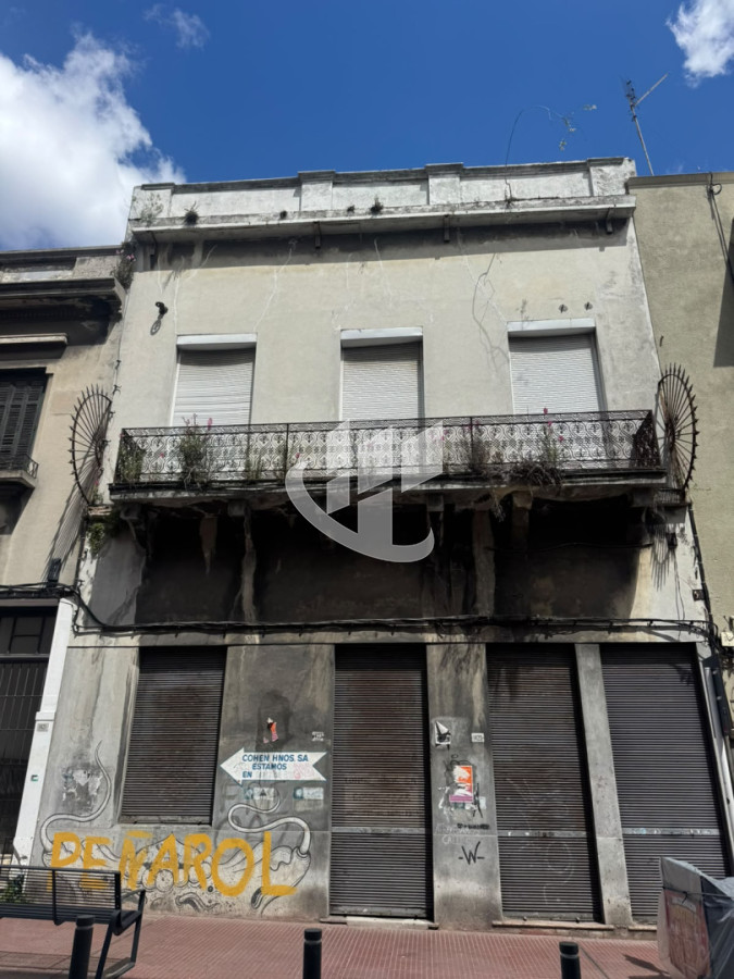 Local Comercial ID.3006 - LOCAL COMERCIAL EN VENTA EN CIUDAD VIEJA, OPORTUNIDAD PARA INVERTIR Y PROYECTAR A LO GRANDE