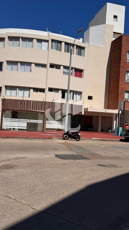 Local Comercial ID.1757 - Locales Comerciales en alquiler.