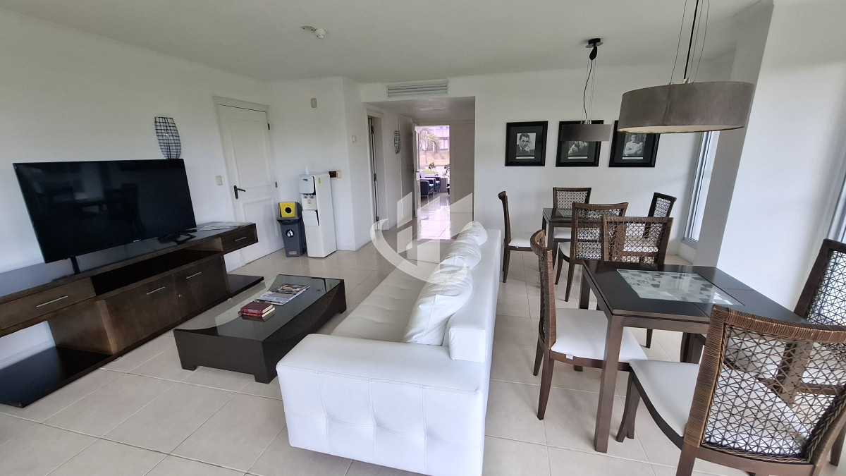 Apartamento ID.1595 - Alquiler de verano, 3 dormitorios con amenities, Aidy Grill, Punta del Este