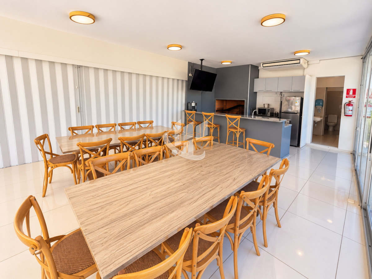 Apartamento ID.3005 - PUNTA DEL ESTE AV ROOSEVELT 2 DORMITORIOS EN SUITE AMPLIO BALCON GARAGE AMENITIES