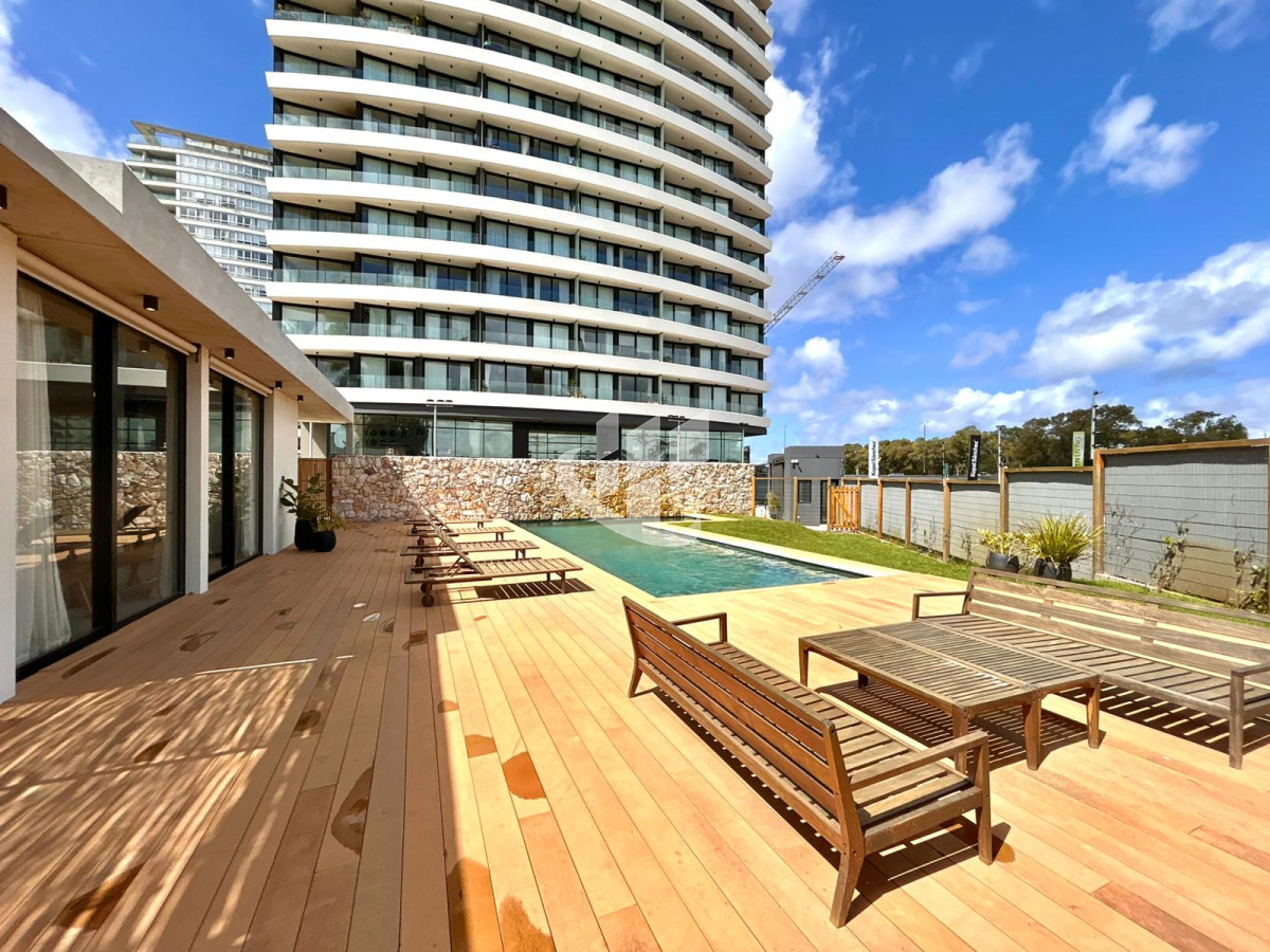 Apartamento ID.2240 - Venta Apartamento 3 Dormitorios con Garaje Doble en Parque Miramar - Orientación Norte
