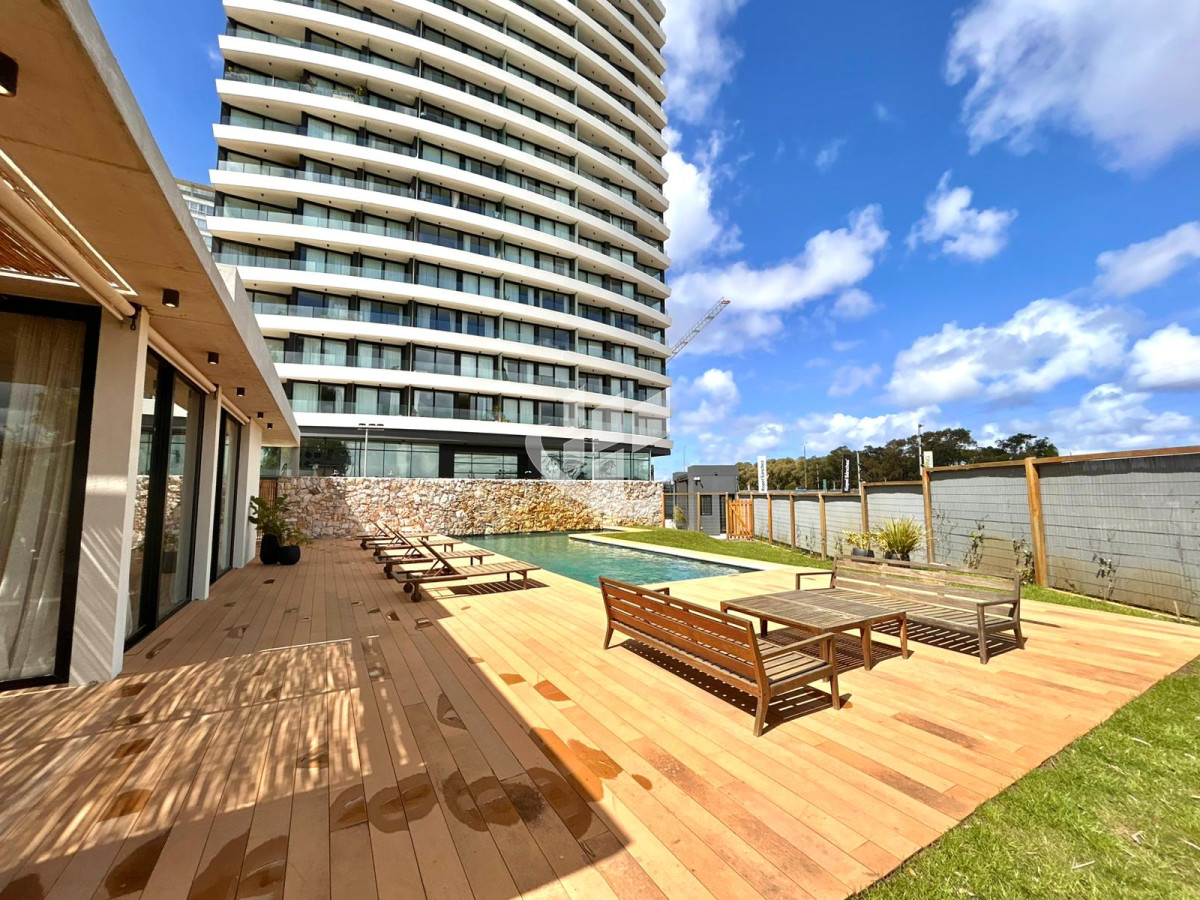 Apartamento ID.2240 - Venta Apartamento 3 Dormitorios con Garaje Doble en Parque Miramar - Orientación Norte