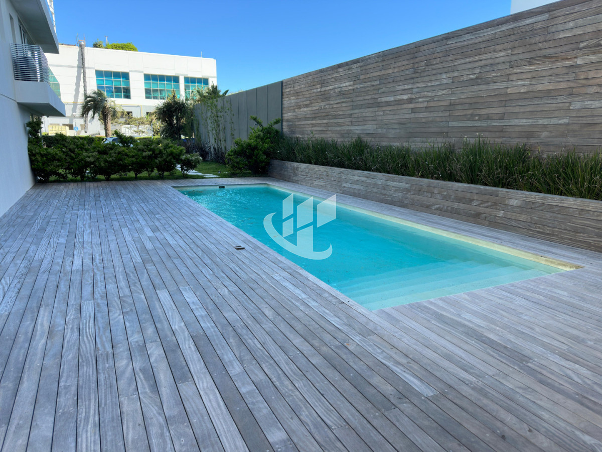 Apartamento ID.2741 - Alquiler temporada 2027, Playa mansa, un dormitorio.