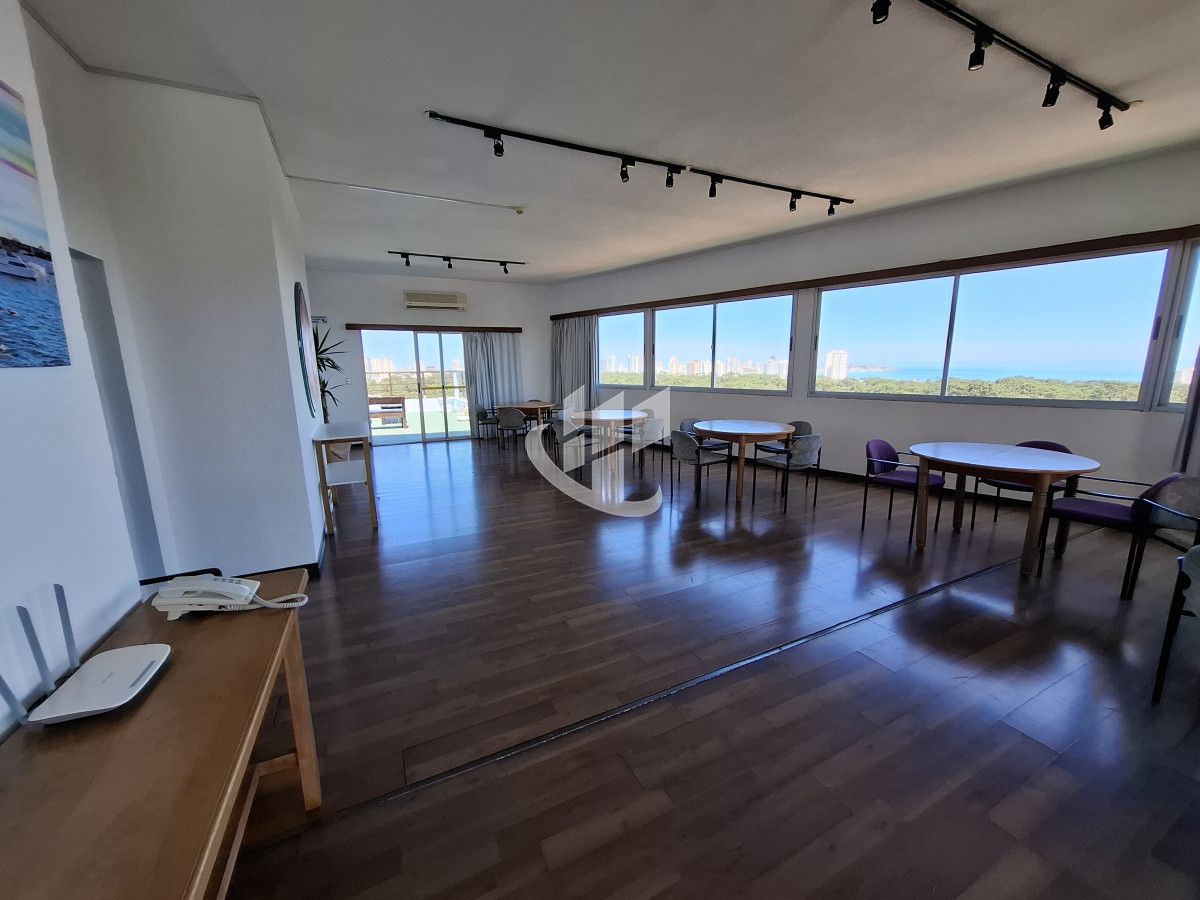 Apartamento ID.1542 - Venta apartamento 2 dormitorios, Roosevelt, Punta del Este