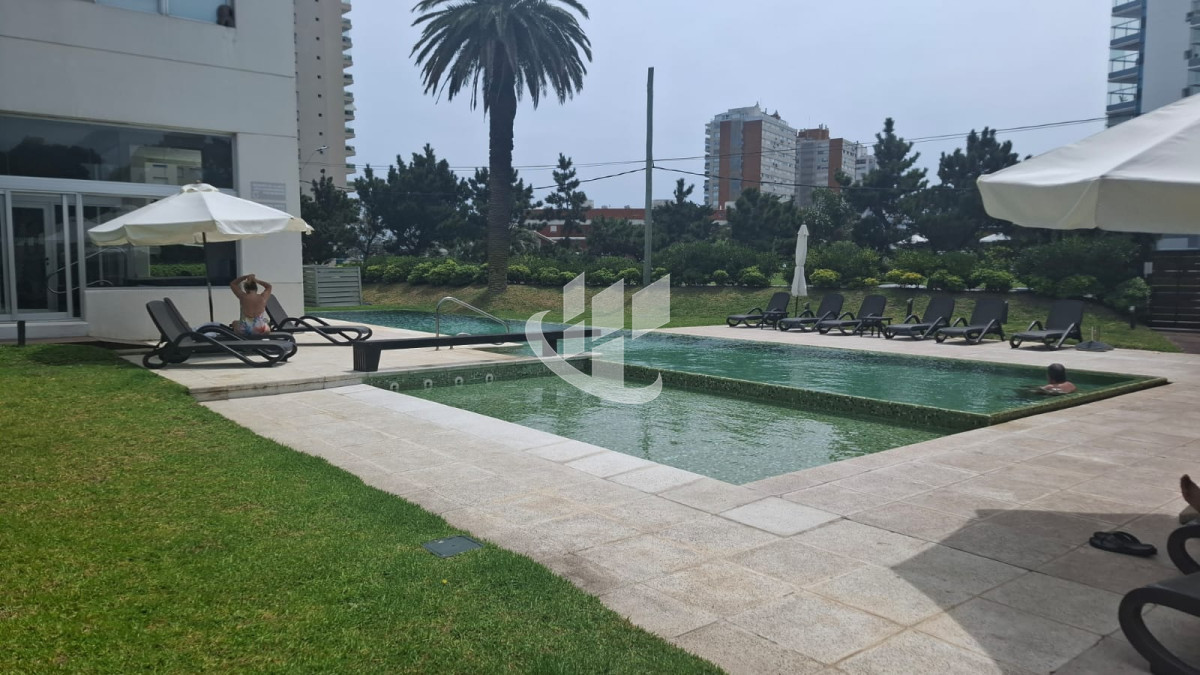 Apartamento ID.2975 - Apartamento de 2 dormitorios en Gala Tower - Piso alto con vista al mar