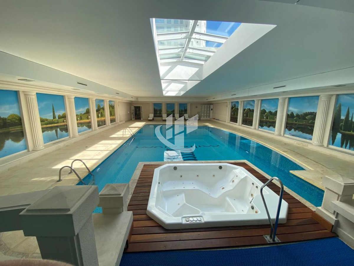 Apartamento ID.2036 - Alquiler Anual, 4 dormitorios, 5 baños, primera linea, Mansa, Punta del Este