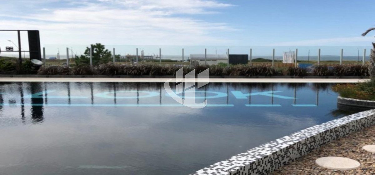 Apartamento ID.896 - Alquiler temporario, 2 dormitorios mas dependencia, piso alto, vista, Brava, Punta del Este.