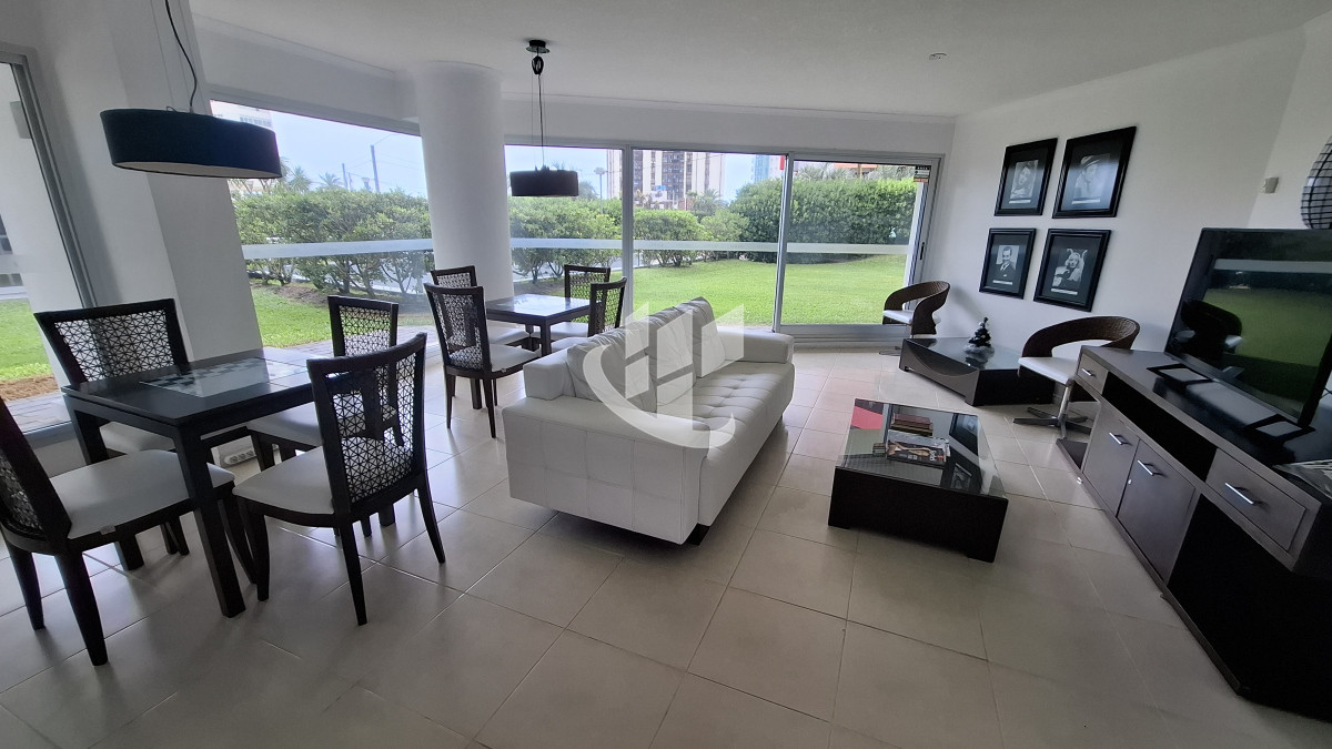 Apartamento ID.1595 - Alquiler de verano, 3 dormitorios con amenities, Aidy Grill, Punta del Este