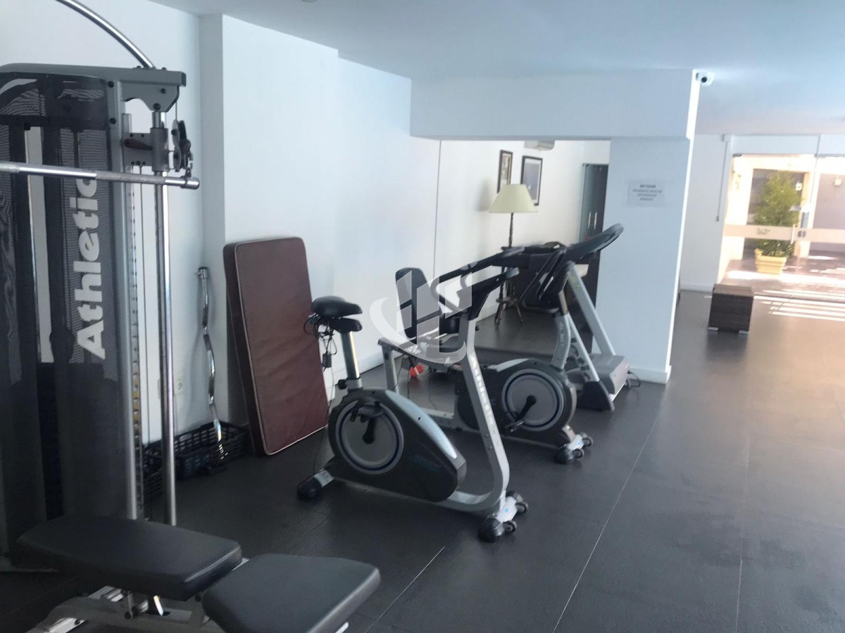 Apartamento ID.1980 - Alquiler anual, 1 dormitorio, primera linea Mansa, Punta del Este
