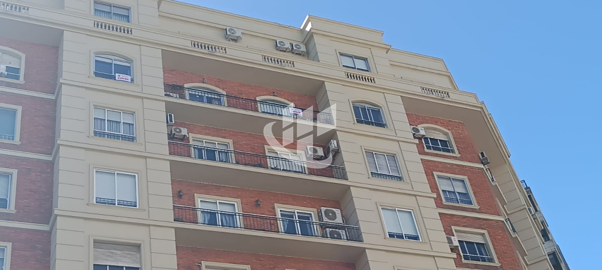 Apartamento ID.2248 - Apartamento en venta de 3 dormitorios, 2 baños y garaje en Tres Cruces