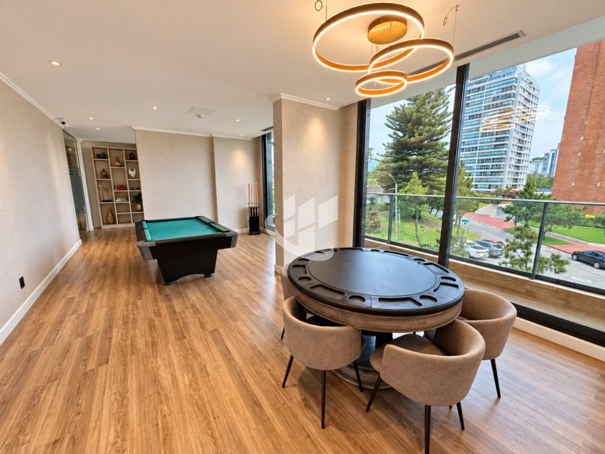Apartamento ID.2900 - Exclusivo apartamento en primera línea de Playa Mansa - Temporada 2027
