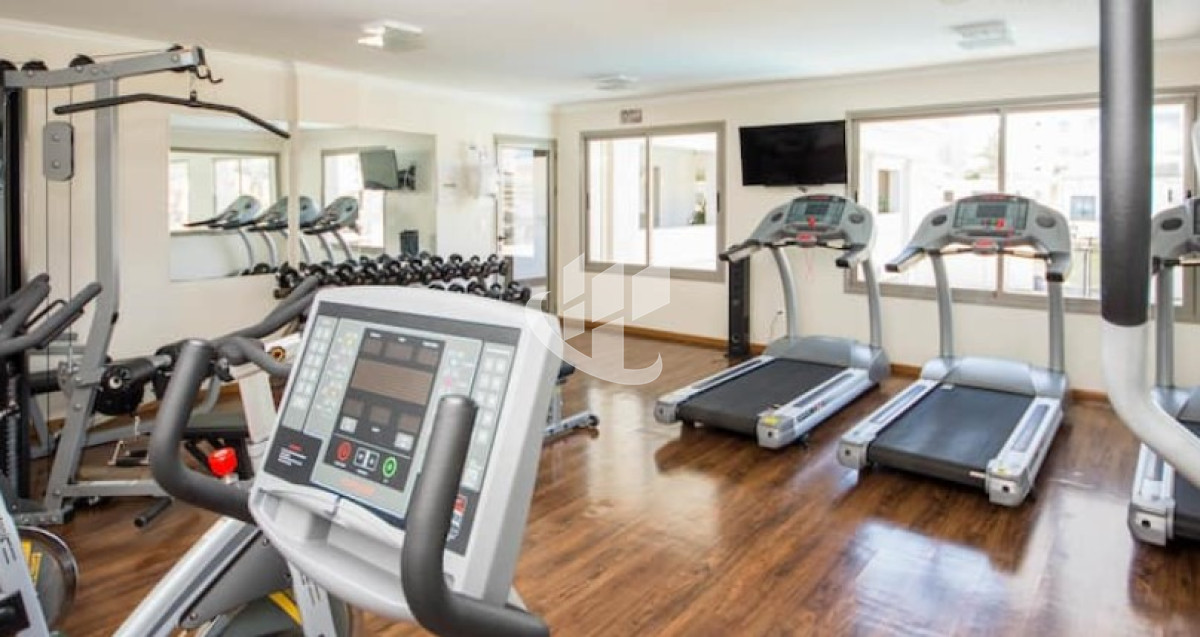 Apartamento ID.124 - Alquiler anual, monoambiente, piso alto, vista al mar, Punta del Este