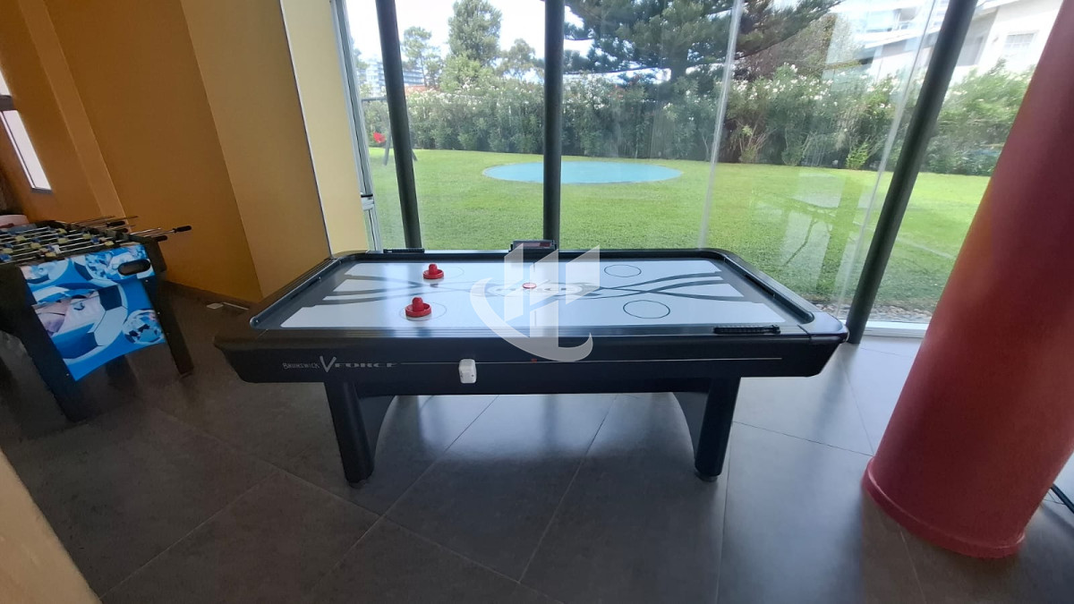 Apartamento ID.2975 - Apartamento de 2 dormitorios en Gala Tower - Piso alto con vista al mar