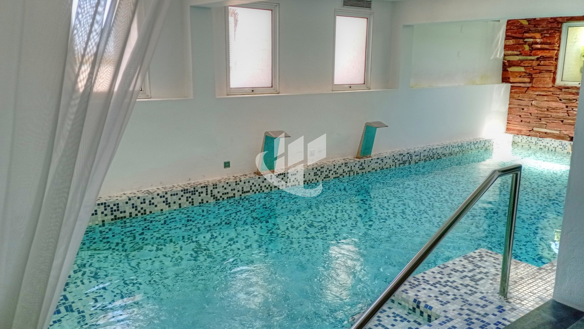 Apartamento ID.2205 - PUNTA DEL ESTE MANSA A ESTRENAR 3 DORMITORIOS Y DEPENDENCIA BALCON CON PARRILLERO