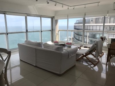 Peninsula piso alto 