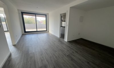 APARTAMENTO LUMINOSO A ESTRENAR