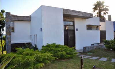 CASA EN EL CHORRO EXCELENTE ZONA