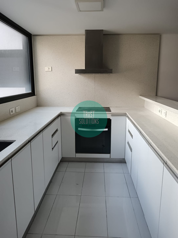 Apartamento ID.910 - Hermoso Alquiler Ap. 2D Barrio Sur vista al mar Ed.Alma Sur