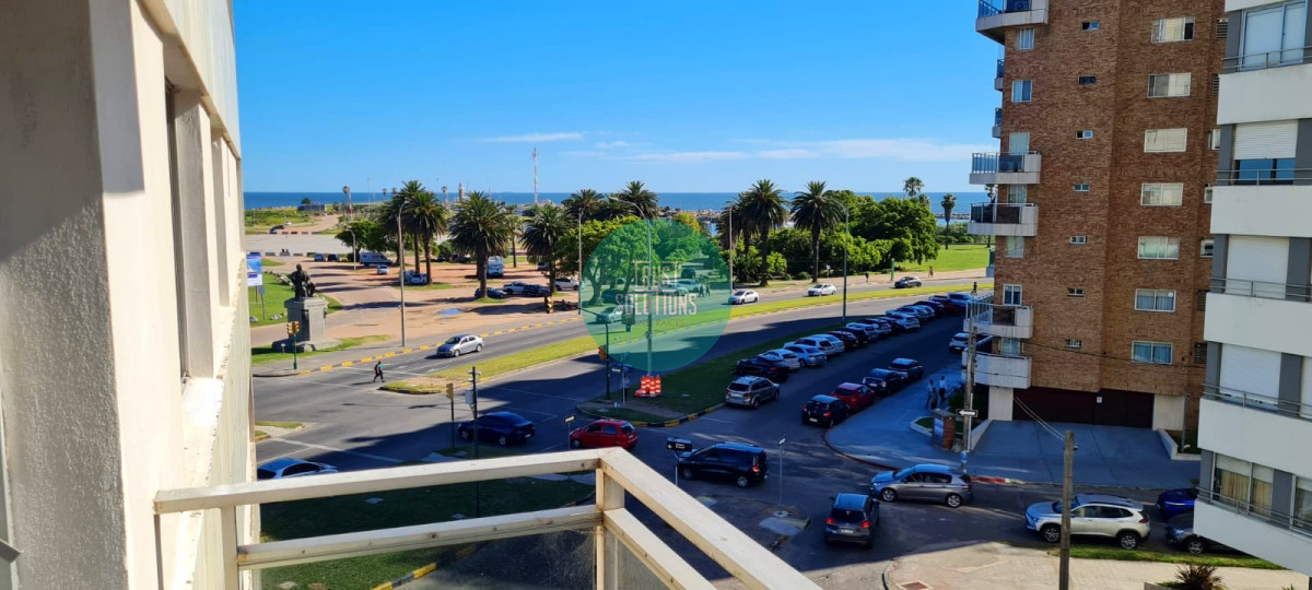 Apartamento ID.1478 - DIVINO DEPARTAENTO AMOBLADO EN ALQUILER FRENTE A LA RAMBLA DE PUNTA CARRETAS