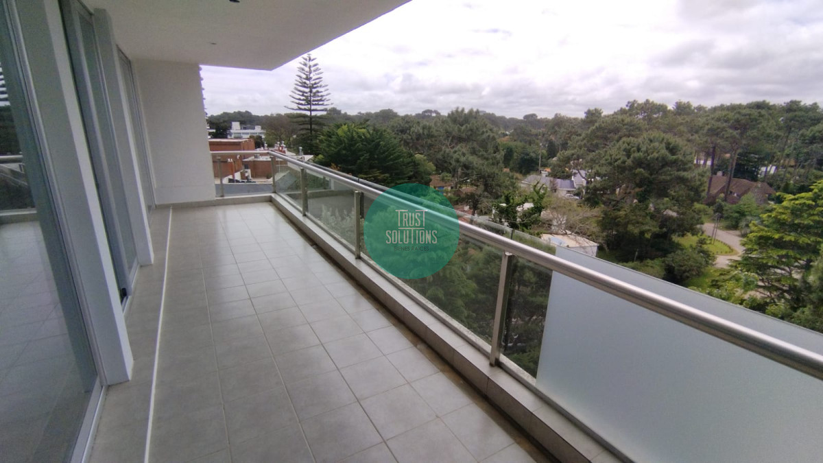 Apartamento ID.1679 - Alquilar Anual Apto 2D Roosevelt Punta con Amenities 