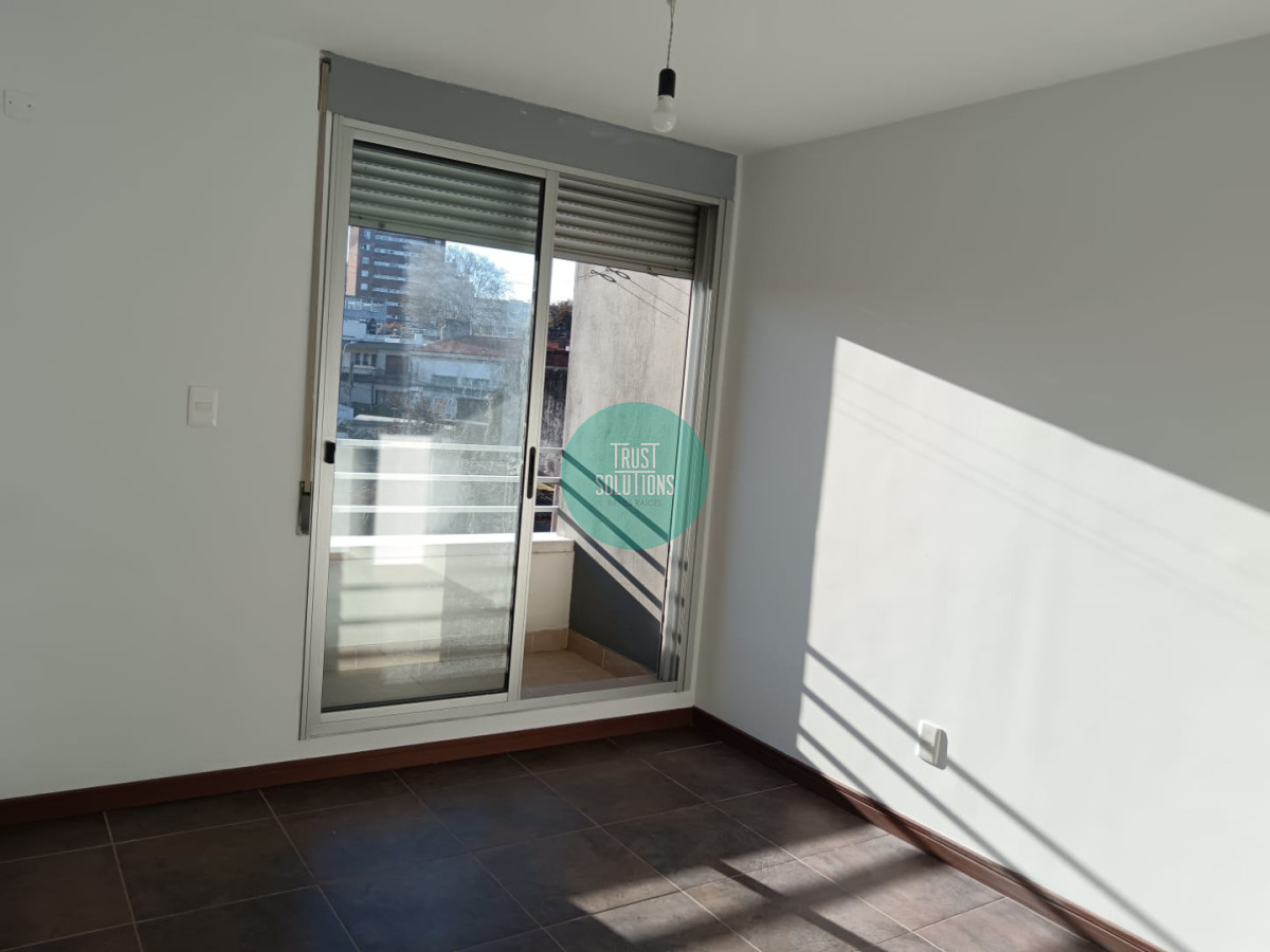 Apartamento ID.1695 - Alquiler Ap. 2 dormitorios con garage cerca de la Uni. Catolica 