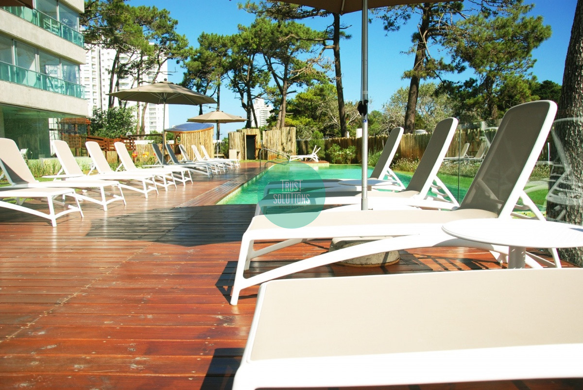 Apartamento ID.512 - Venta Apartamento Brava Punta Piso alto a estrenar 1D con Amenities 