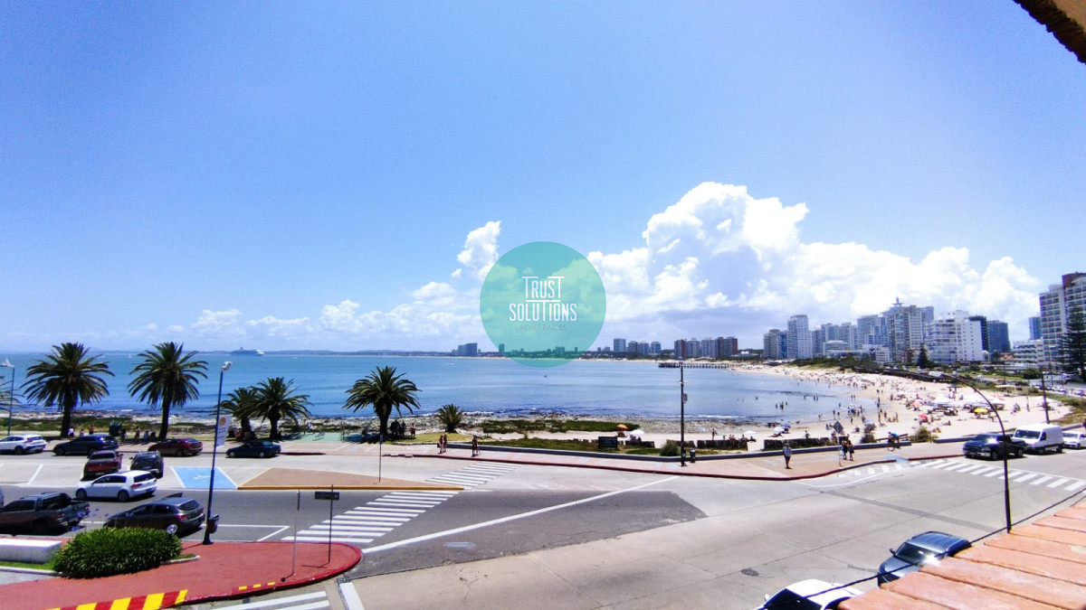 Apartamento ID.1579 - Venta Apto 2D Península Punta frente al mar con espectacular vista 