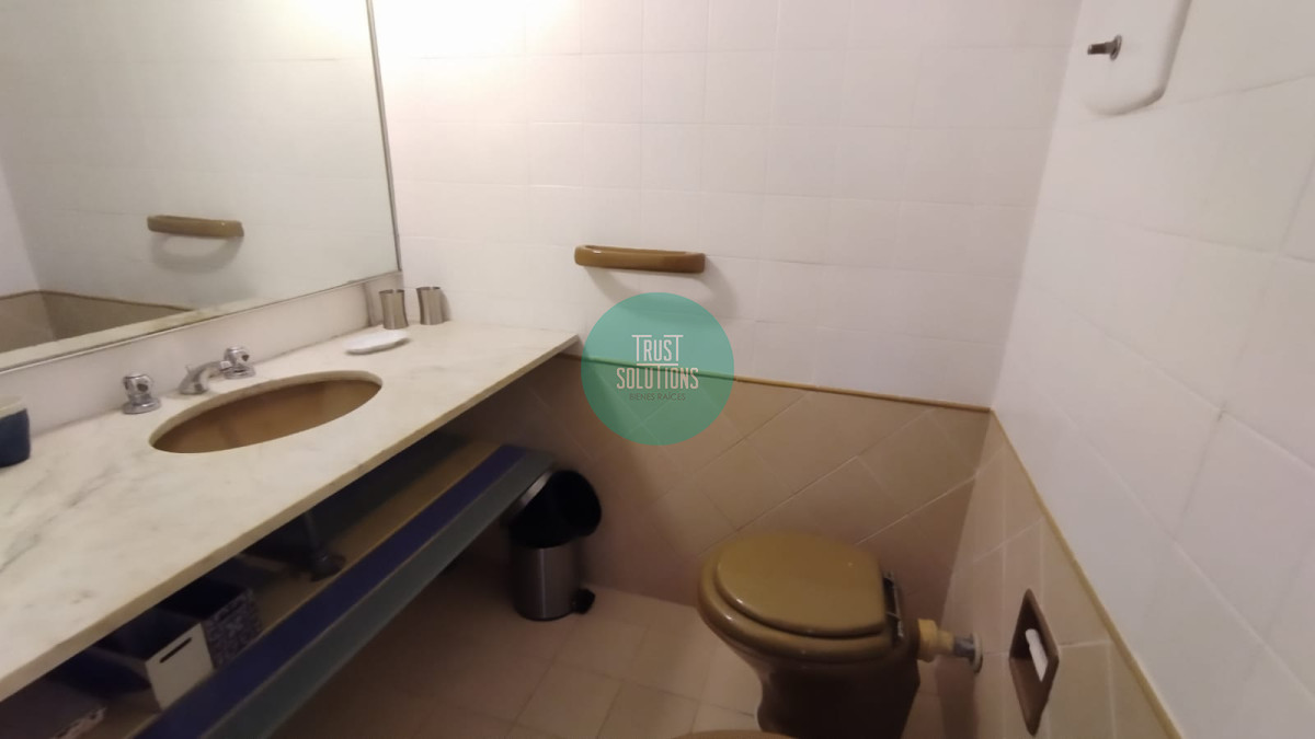 Apartamento ID.1415 - Venta Apto Puerto Punta 3D y dep de serv frente al mar