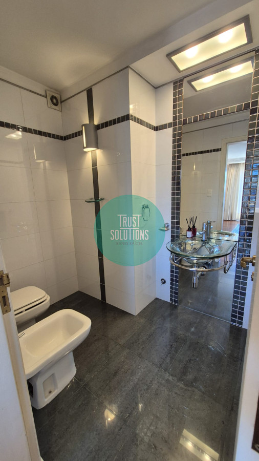 Apartamento ID.1505 - DIVINO DEPARTAMENTO EN VENTA Y ALQUILER SOBRE LA RAMBLA DEL PUERTO DE BUCEO