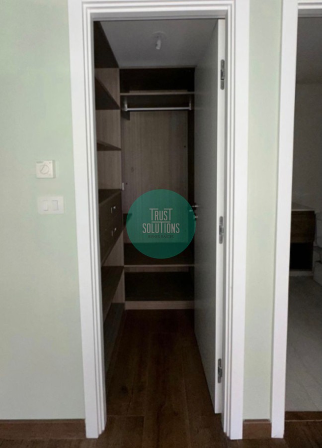 Apartamento ID.1176 - Alquiler Monoambiente Punta Carretas opcion Gge. con horno, anafe y heladera Terraza
