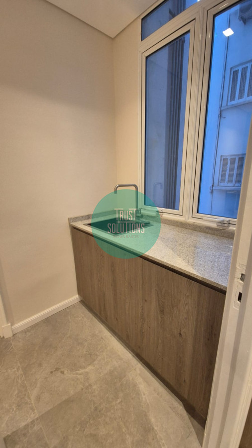 Apartamento ID.1611 - ESTUPENDO APARTAMENTO EN ALQUILER SOBRE PLAZA GOMESORO