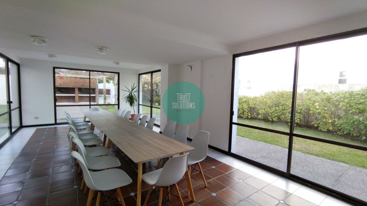 Apartamento ID.526 - Venta Apto Mansa Punta 3D fte al mar Gge Barbacoa 