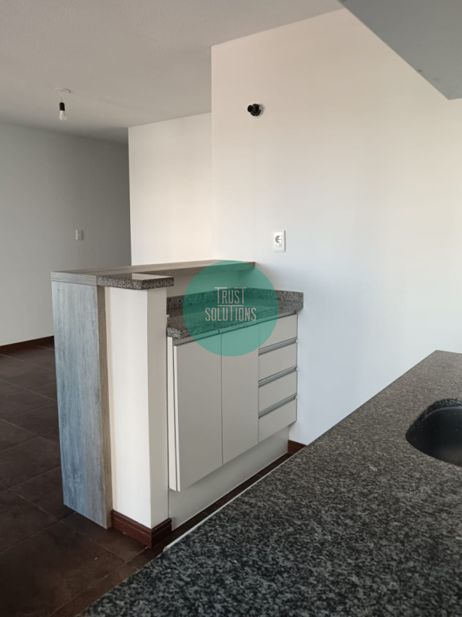 Apartamento ID.1695 - Alquiler Ap. 2 dormitorios con garage cerca de la Uni. Catolica 