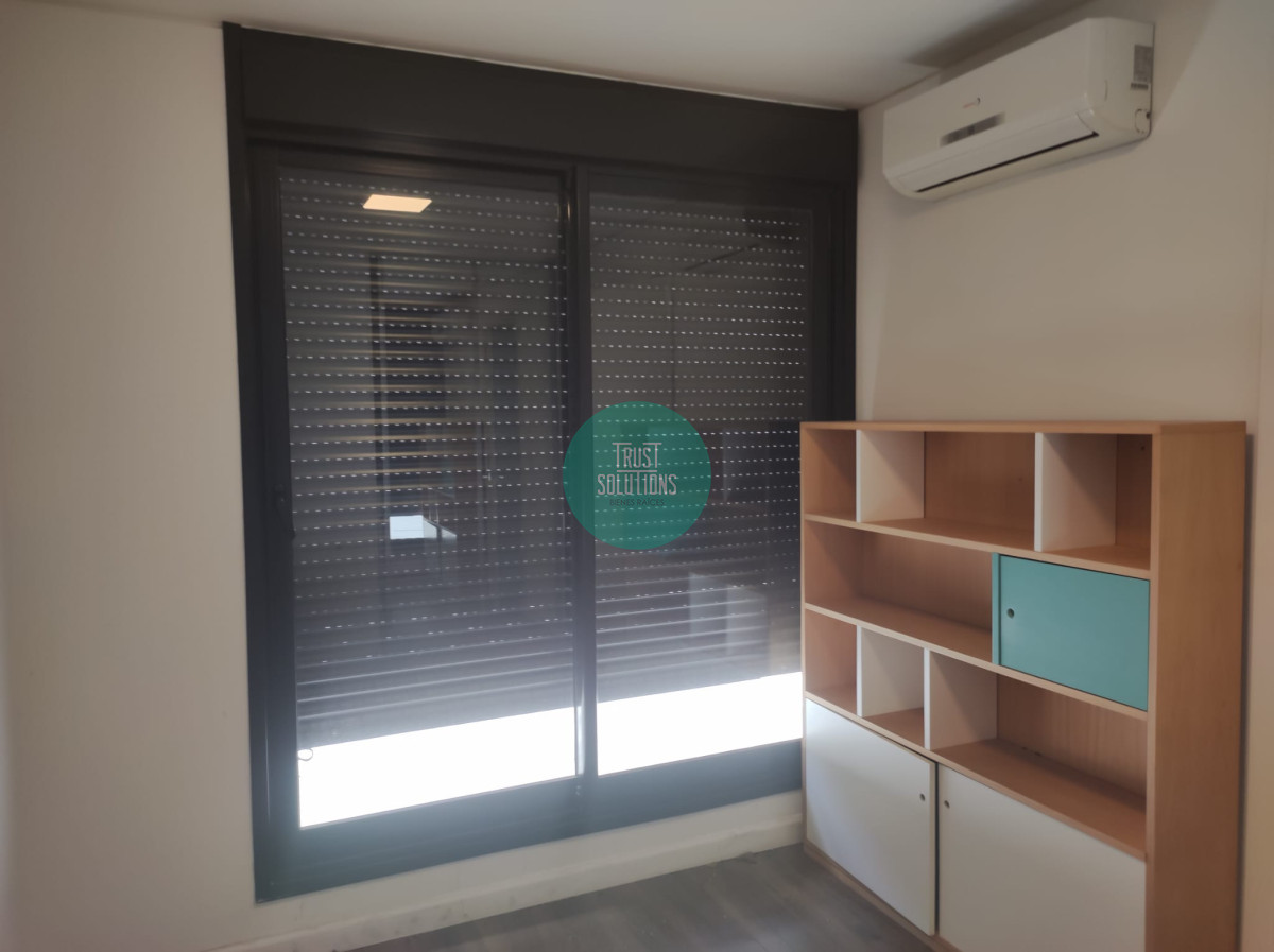 Apartamento ID.837 - ALQUILER Ap. Barrio Sur 4 DORMITORIOS A PASOS DE LA RAMBLA EDIF. ALMA SUR