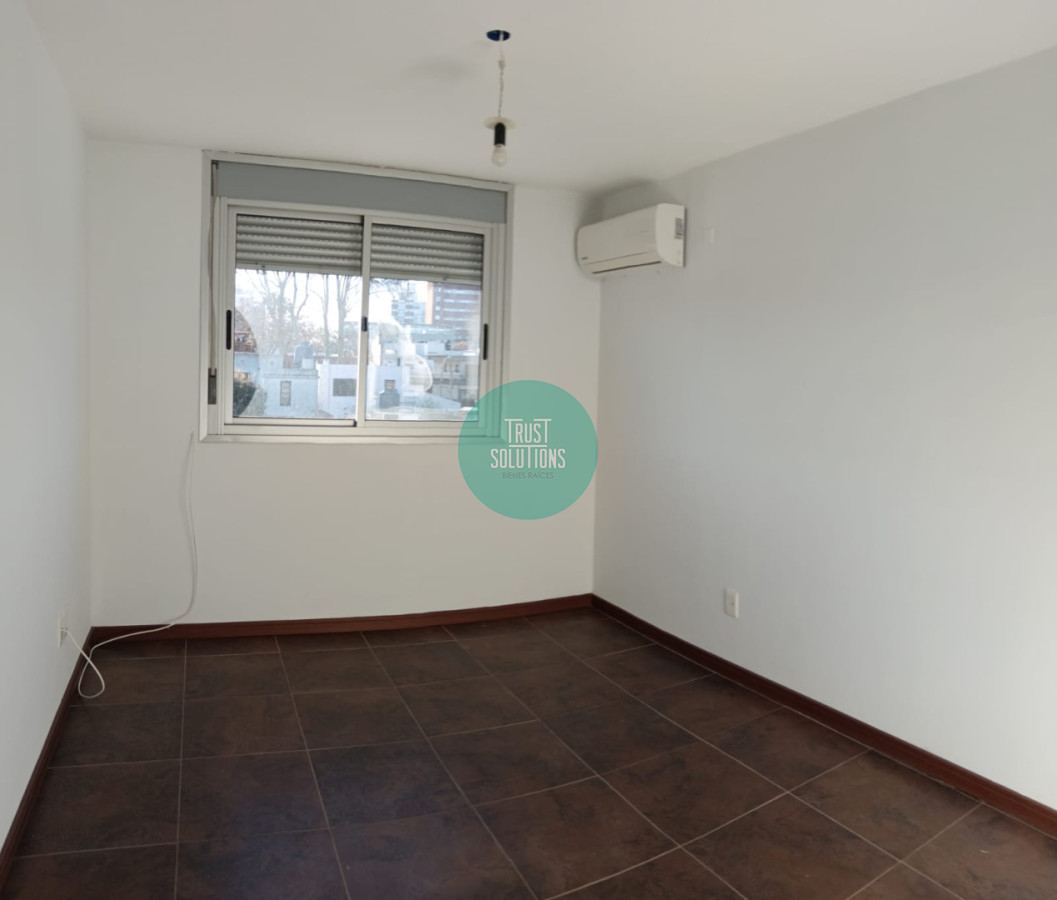 Apartamento ID.1695 - Alquiler Ap. 2 dormitorios con garage cerca de la Uni. Catolica 