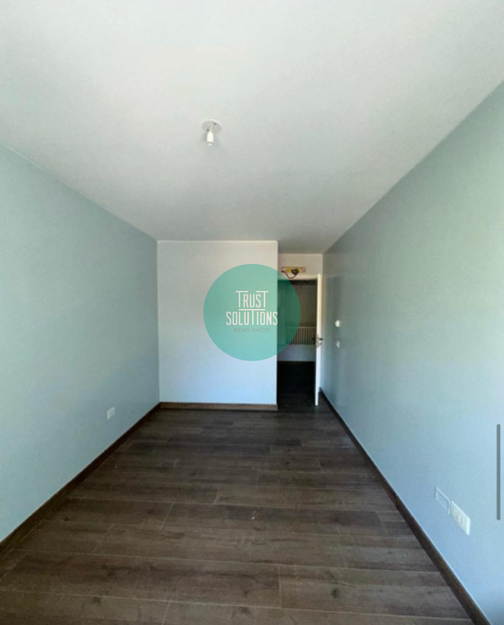 Apartamento ID.1178 - Venta o Alquiler duplex Punta Carretas 2D Frente opción garage Terraza
