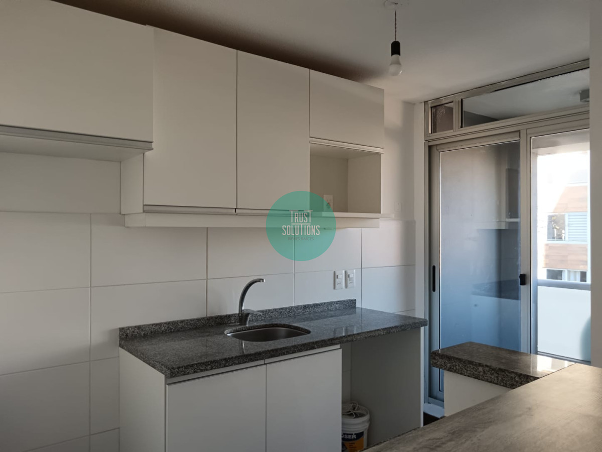 Apartamento ID.1695 - Alquiler Ap. 2 dormitorios con garage cerca de la Uni. Catolica 